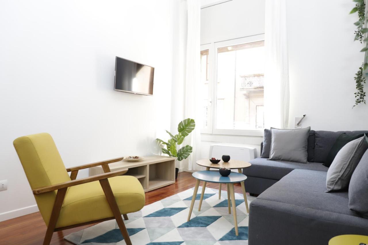 2 Design Apartments in Piazza San Marco Milano Esterno foto