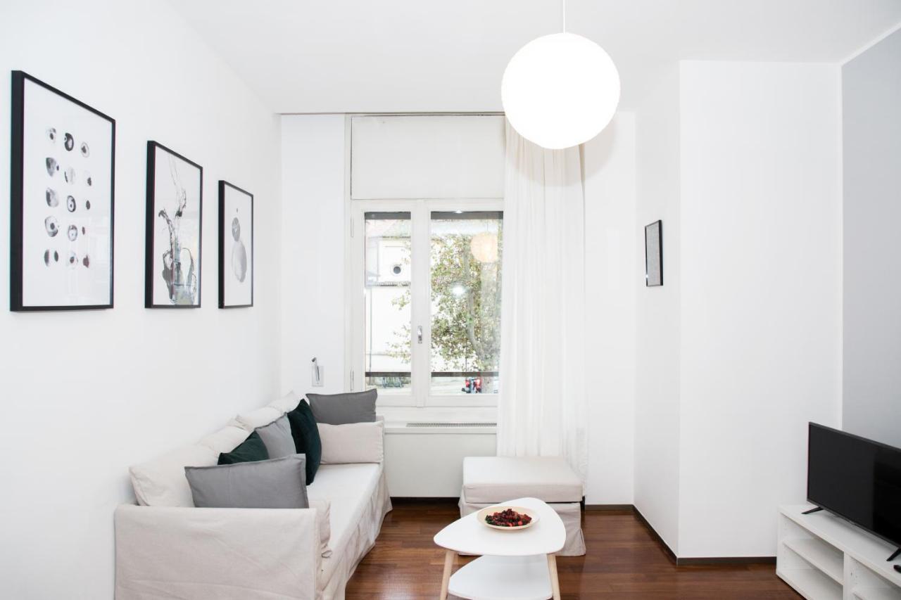 2 Design Apartments in Piazza San Marco Milano Esterno foto