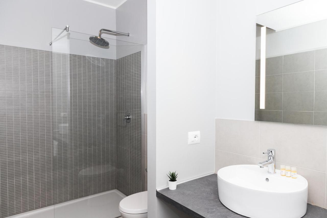 2 Design Apartments in Piazza San Marco Milano Esterno foto